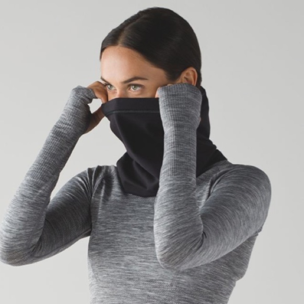 Lululemon run fast neck warmer O/S, like new